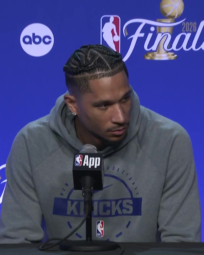 "I hated Jalen, I thought he was an annoying 5-star recruit that come in entitled. Unfortunately he was the opposite and we sparked a friendship and we're still friends to this day. We still keep in touch" 😂 Josh Hart on "hating" Jalen Brunson & Mikal Bridges at Villanova