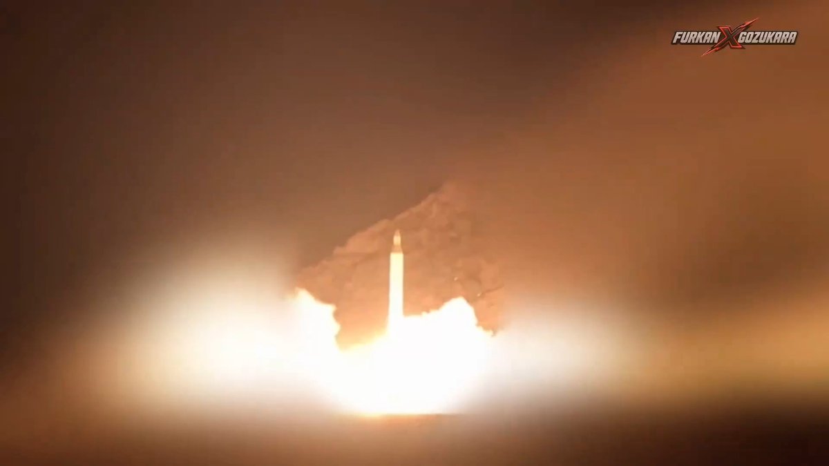 🚨 NOW: Tasnim News telegram channel published footage of Iran's today made retaliatory strikes against US bases in the region. Tasnim News Agency is a semi-official news agency in Iran associated with the Islamic Revolutionary Guard Corps