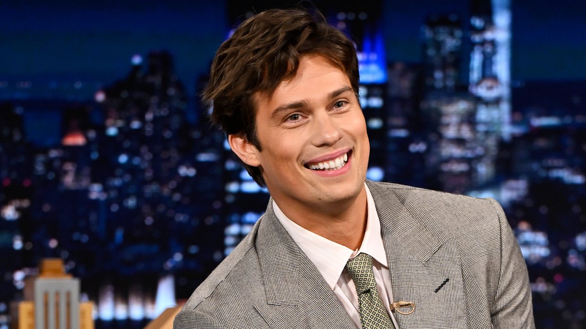 .Nicholas Galitzine was "pooping a lot" while preparing for his role as He-Man in Masters of the Universe 😭 #FallonTonight