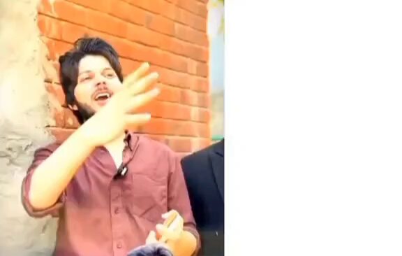 مسٹر پتلو عمران خان کو گالیاں دینا بند کرو، عمران خان زندہ باد۔ ندیم نانی والا عمران خان کی حمایت میں کھل کر سامنے آ گیا۔