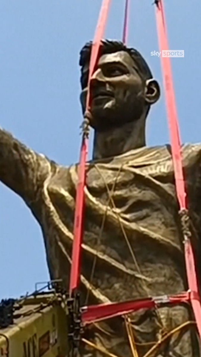 A giant 70ft statue of Lionel Messi was taken down in India on Monday, after authorities in Kolkata cited safety concerns as the statue was seen 'swaying in strong winds' 💨