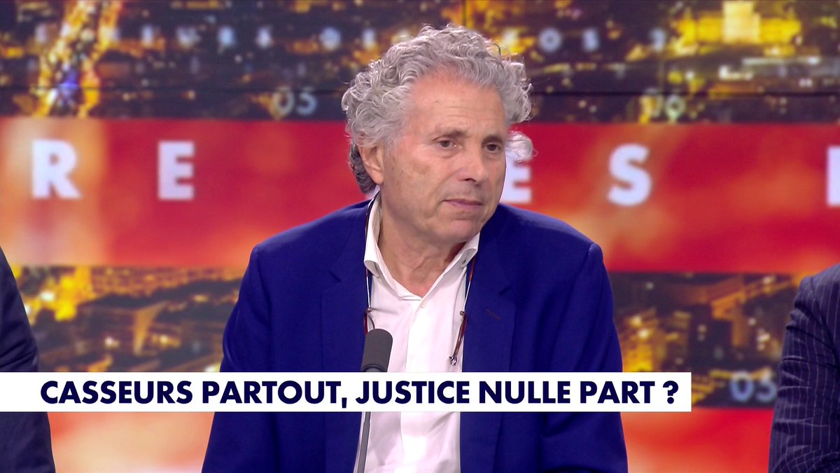 💥Pascal Praud explose la concurrence hier à 20h CNEWS : 785 000 téléspectateurs (vs 778 000 lundi) LCI : 259 000 BFMTV : 247 000 FRANCE INFO : 76 000 #HdPros2 large leader sur CSP+ et 25-49 ans [A noter… 8 000 25-49 ans devant Darius Rochebin😄]