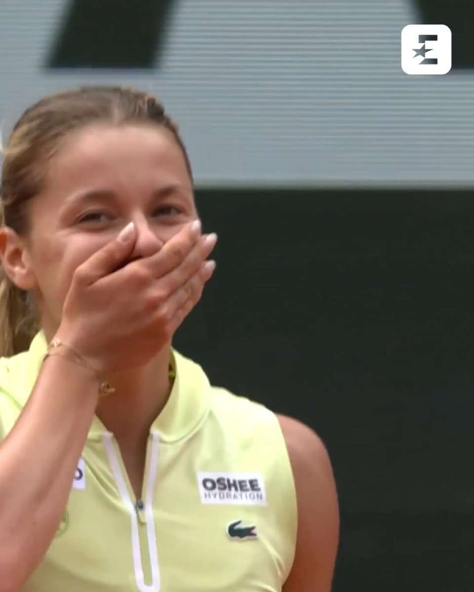 𝐙𝐑𝐎𝐁𝐈Ł𝐀 𝐓𝐎❗🤌 Moment, w którym Maja Chwalińska awansowała do półfinału #RolandGarros 🥹