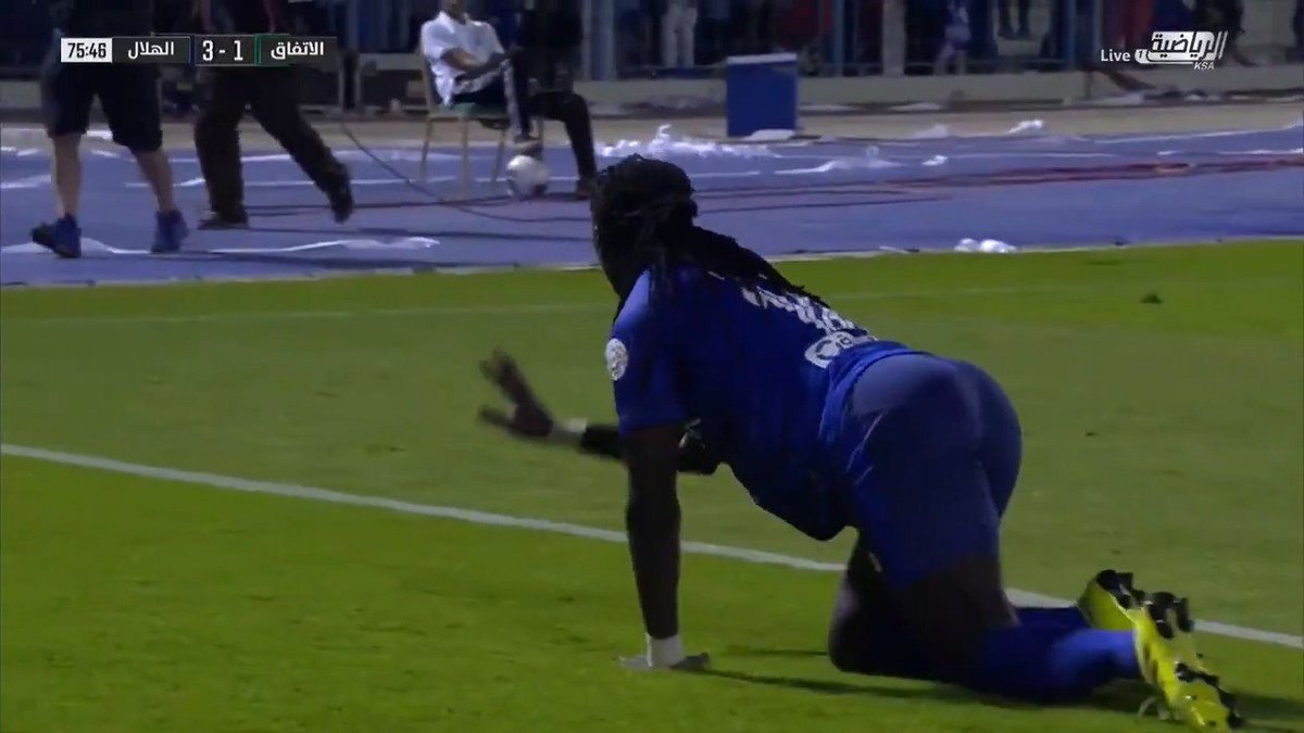 برايم البليهي هنا مستحيل يتكرر من الاهداف اللي اول ما تسمع مباراة الهلال مع الاتفاق تتذكره مباشره مع هدف نيفيز الركنية هلال رازفان من اعظم ما رأيت حقيقة ثاني افضل نسخة للهلال بعد نسخه هلال جيسوس