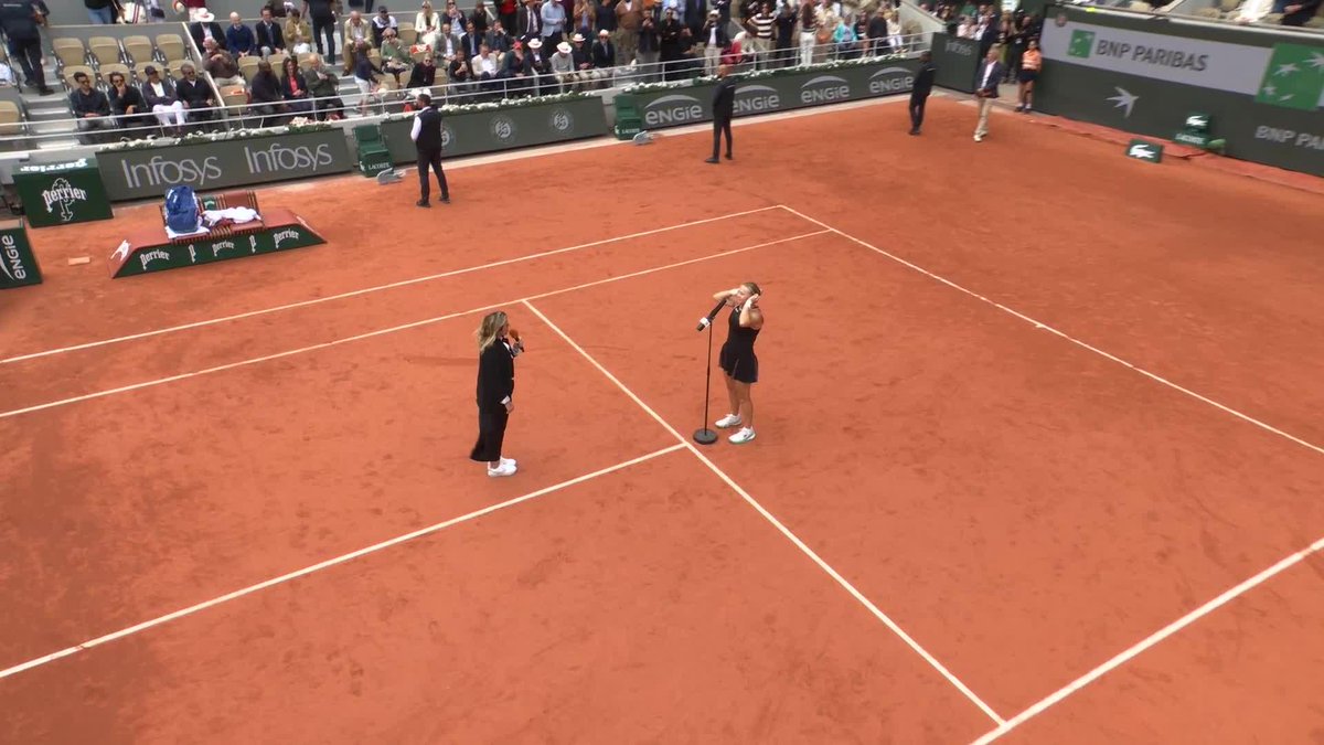 A special win and a special tournament for Diana Shnaider 🎙️ #RolandGarros