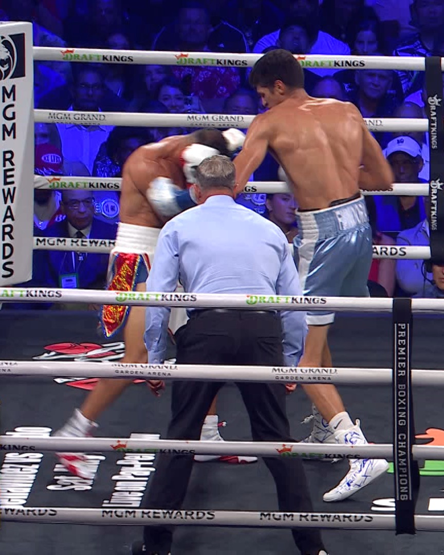 On March 28 Sebastian Fundora did to Keith Thurman what nobody else has done; beat him bloody on the way to the first stoppage of his career. 📺 Watch the full #FundoraThurman fight today: