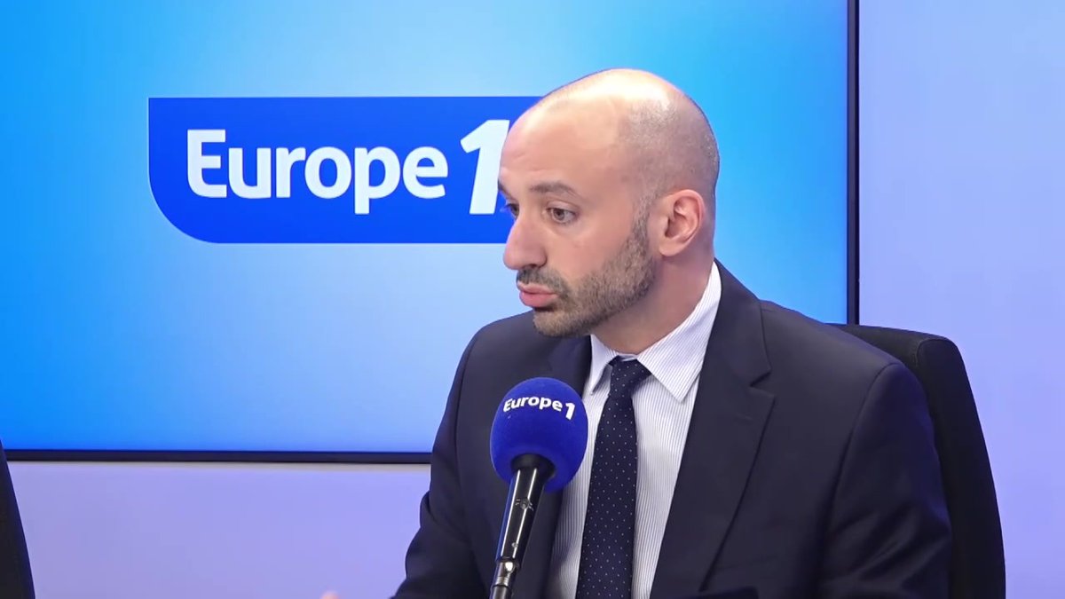 "Mon père est né en Tunisie, mes grands-parents sont arrivés en France pour fuir l'antisémitisme, ils ont travaillé dur pour s'intégrer, pour s'assimiler qui est un terme devenu un peu tabou" Benjamin Haddad 🎙️ Ministre délégué chargé de l’Europe, #Europe1Soir sur #Europe1