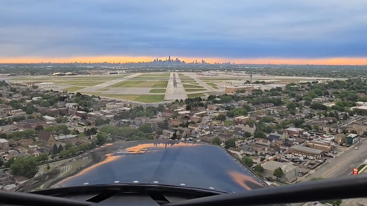 Welcome to Chicago ❤️🔥 Video Credit: elliotabel