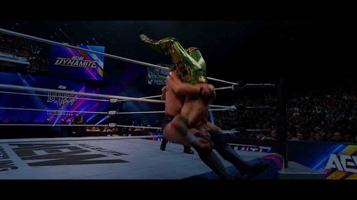 #AEWDynamite 8/7c, TBS & HBO Max TONIGHT! #OwenCup Men's Semifinal Will Ospreay โข ใฆใฃใซใปใชในใใฌใค vs dunkzilla - ใใผใฏใปใใคใใน Davis beat Ospreay by medical stoppage, hurting him with the piledriver. Now Will aims for payback & to move one step closer to Wembley when he faces Davis TONIGHT!