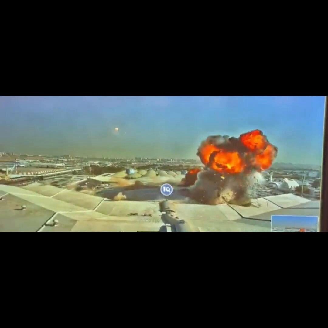 اللحظات الأولى للاعتداء الإيراني الغاشم من قبل المسيرات الذي تعرض له مبنى الركاب T1 في #مطار_الكويت_الدولي بتاريخ 3 يونيو 2026 وتسبب بخسائر بالأرواح وإصابات بشرية بليغة وأضرار مادية جسيمة