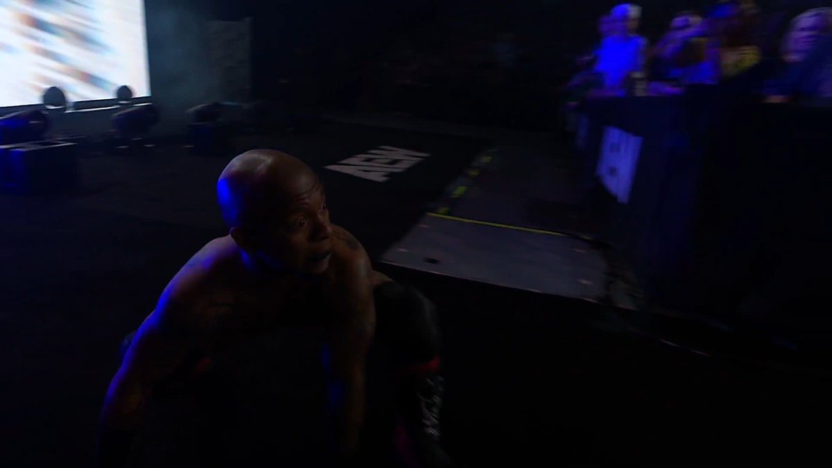ISHII SELLING FOR BLACKHEART IS SMOKING ME 💀💀💀 #AEW #AEWDynamite