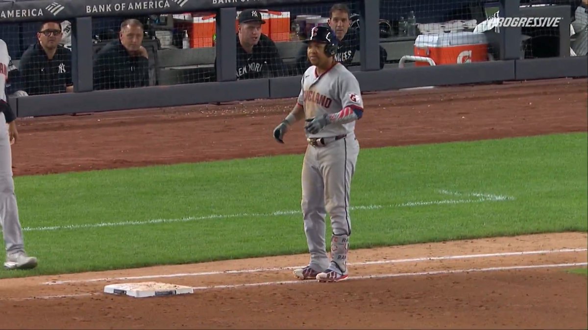 José Ramírez was daring José Caballero to try to throw him out at first base 😭