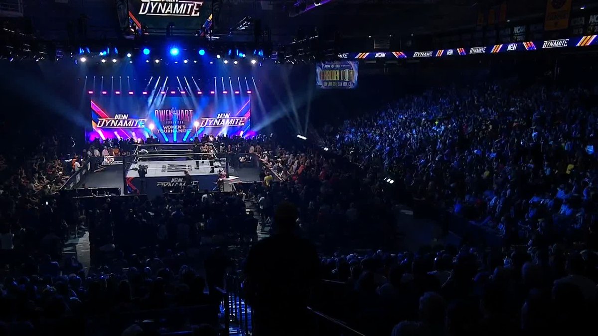 C-E-O! C-E-O! Último Moné is BACK as the Wild Card spot vs Alex Windsor アレクス・ウィンザー in the #OwenCup! Watch #AEWDynamite LIVE on TBS &amp; HBO Max