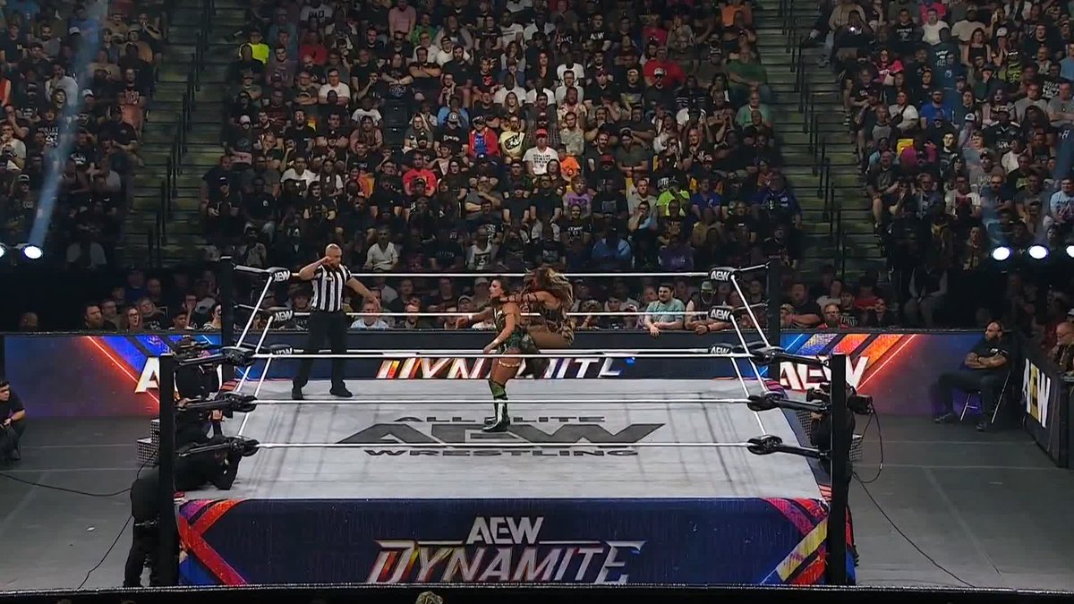 STATEMENT MADE! @MERCEDESVARNADO ADVANCES! Watch #AEWDynamite LIVE on TBS &amp; HBO Max
