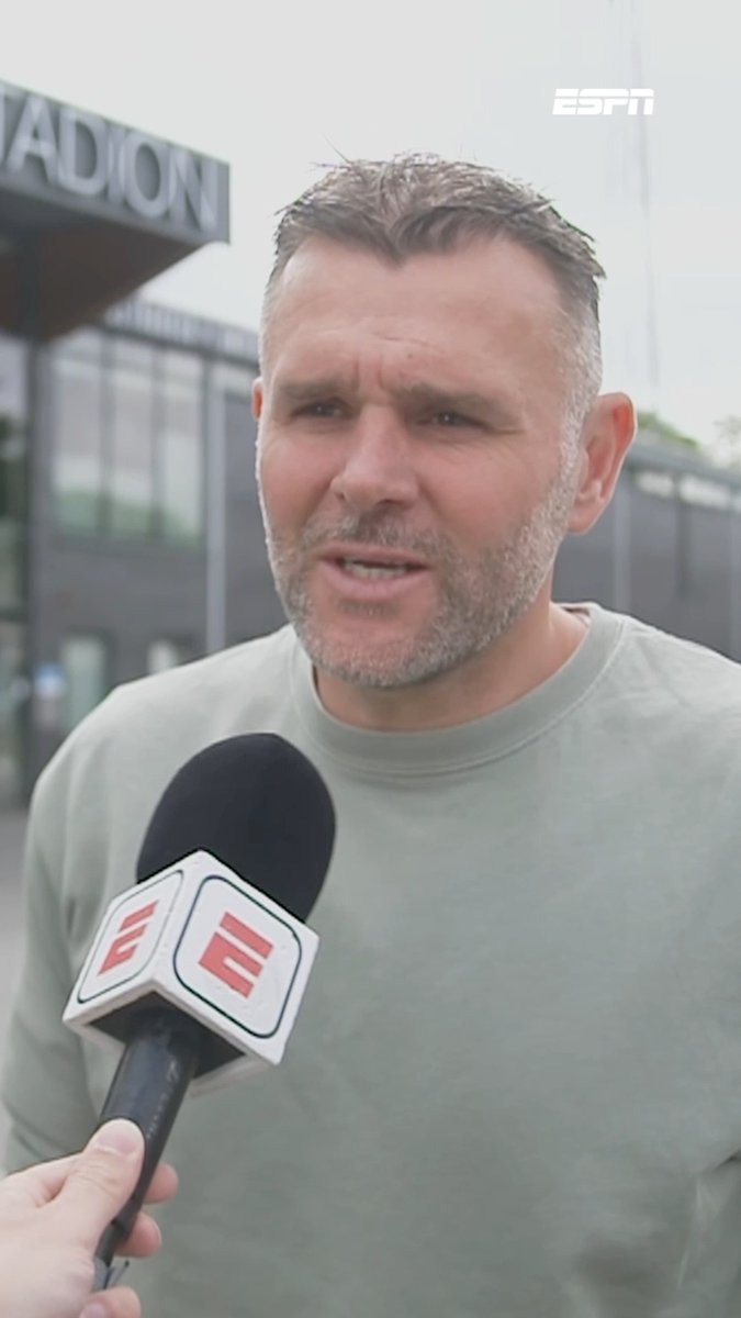 👋 De opvolger van succescoach Anthony Correia stelt zich voor. "Ik ben Henk Brugge en ga het op mijn manier doen." 🔗
