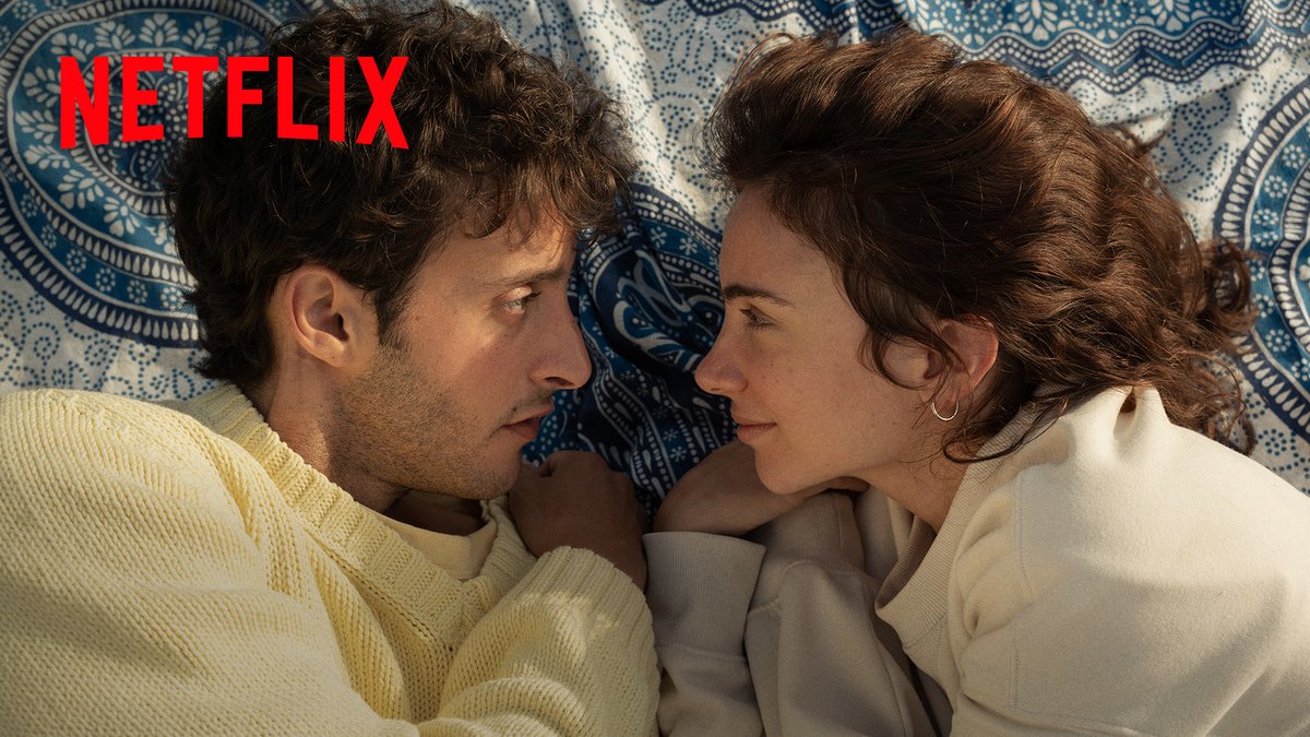 Ellos son Coco y Marín. O Sardina y Anchoa. Pero no son un matrimonio. ¿Compañeros de piso? Eso sí, aunque bueno... En fin, que #TodaLaVerdadDeMisMentiras, basada en la novela de Elísabet Benavent, llega el 28 de agosto.