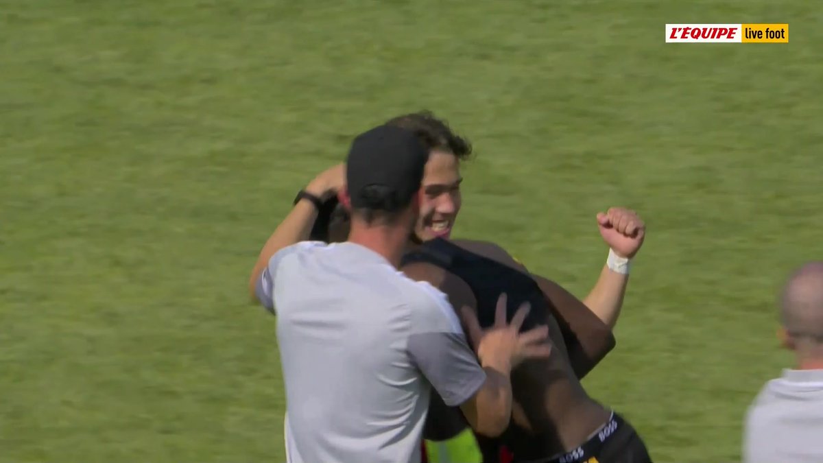 🇫🇷🇧🇪 Malgré un but à l’heure de jeu, les Bleuets n’ont pas réussi à revenir au score contre la Belgique ! La France U17 s'incline et se retrouve éliminée aux portes de la finale de cet Euro...