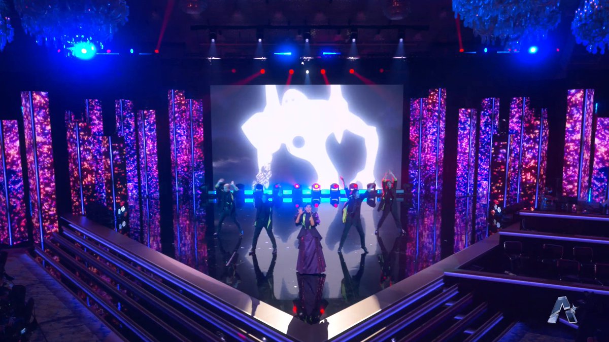 Can't stop thinking about 高橋洋子official's performance from this year's #AnimeAwards! 🕺🔊