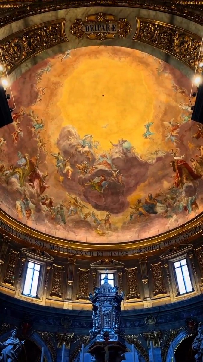 The awe-inspiring beauty of Basilica della Santissima Annunziata in Florence.