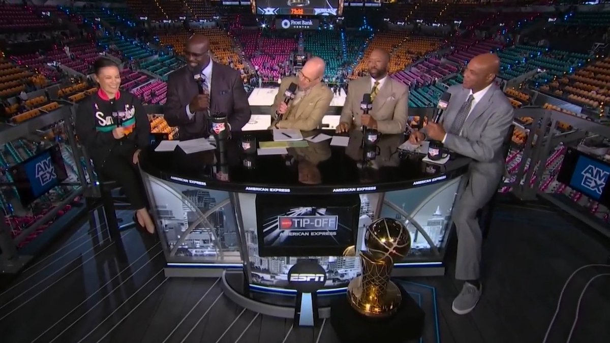 😬 Charles Barkley was confronted by the San Antonio Mayor over past city criticism... Credit: ESPN