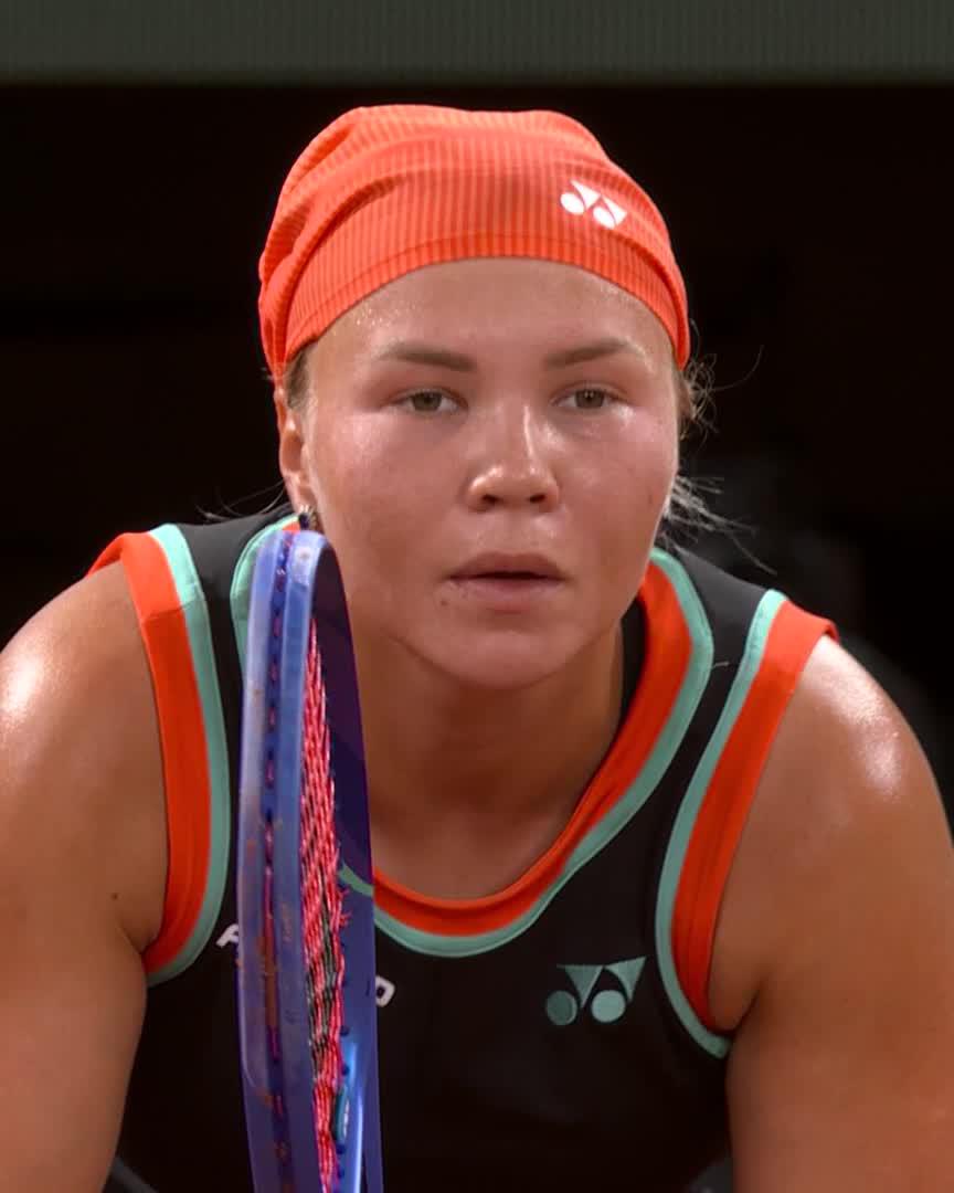 Chwalinska is on fire 🔥 #RolandGarros