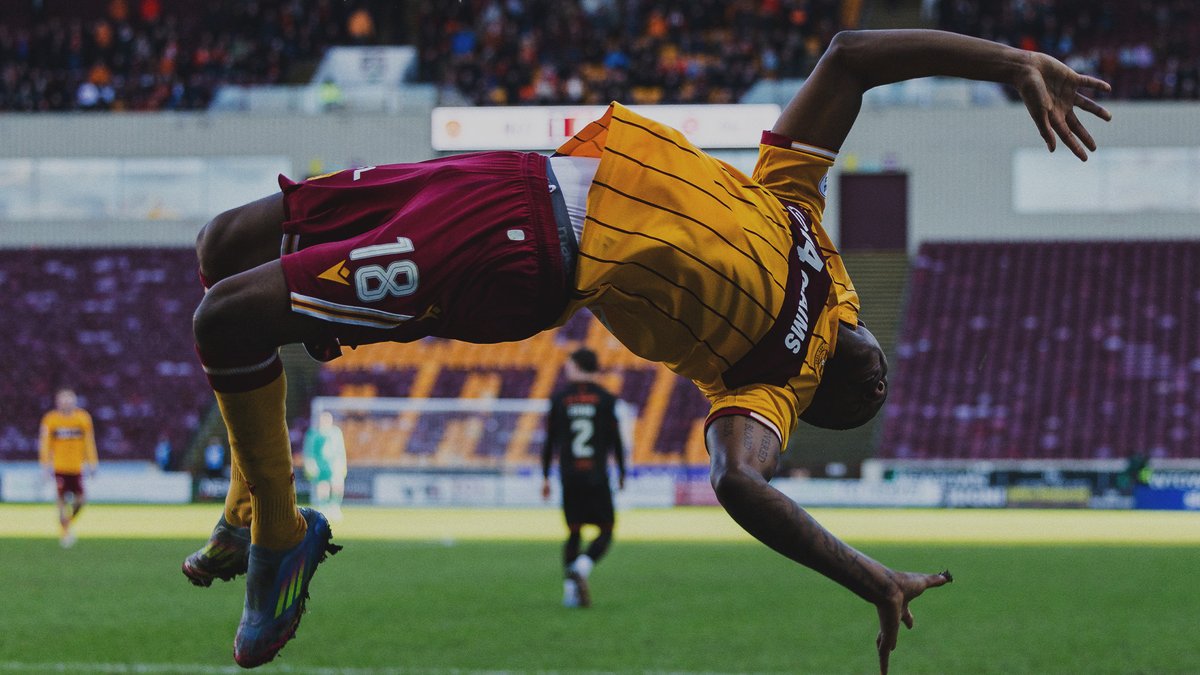A menace for any defender, his trickery and pace have caused opposition problems all season 👏 But now he's added goals to his game and has won the Premiership Golden Boot. 22 club goals in 25/26 ⚽️ | tawanda jethro maswanhise