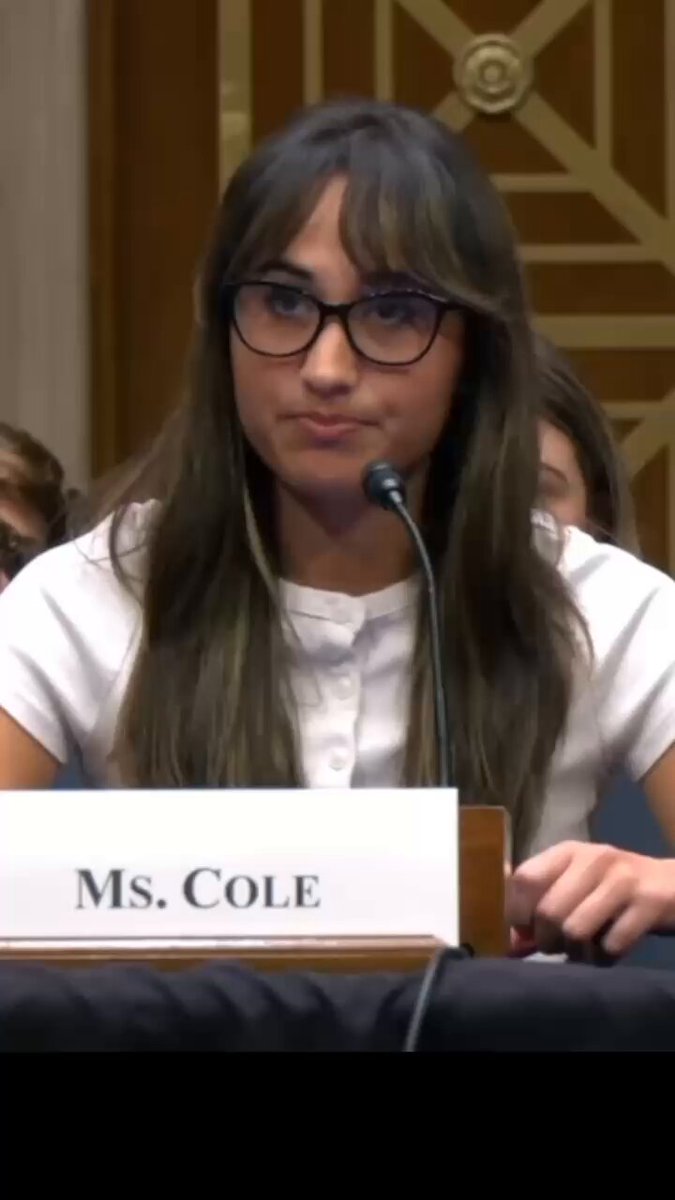 “Medicine heals what is sick. But me being female was not a disease. The lie was the disease.” -Chloe Cole ⭐️