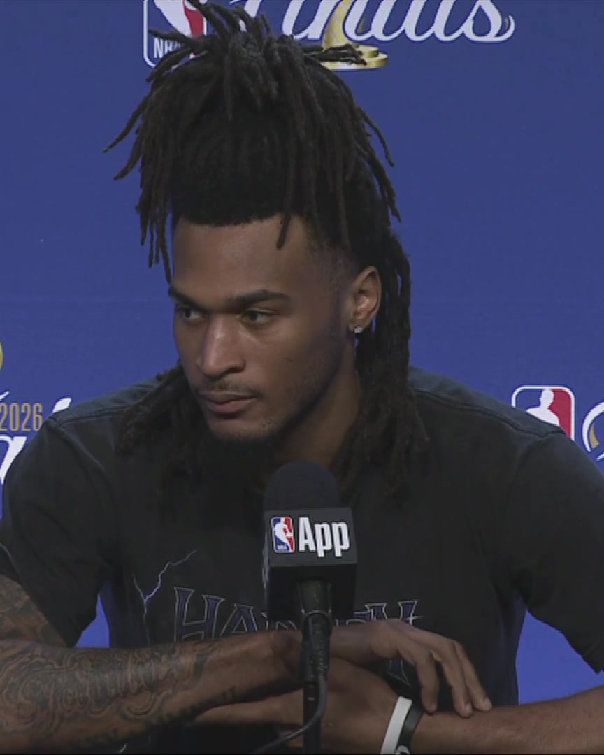 Stephon Castle on the biggest difference between defending Jalen Brunson vs. Shai Gilgeous-Alexander: "Jalen likes to use angles a lot more, pump fakes. Get to his spots. Not really trying to draw fouls as much, trying to get to his midrange and spots where he likes."