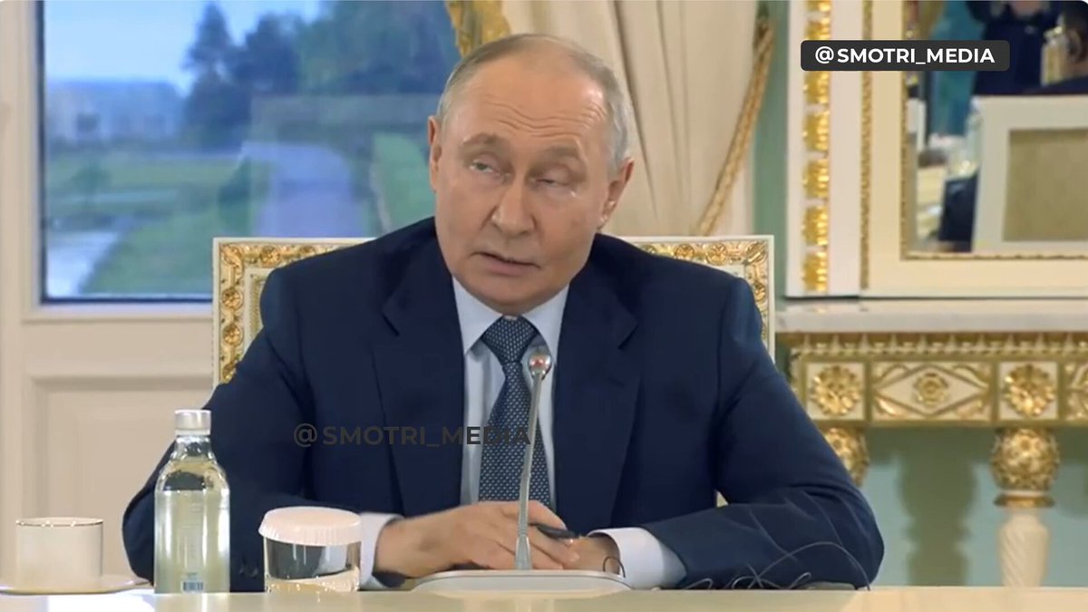 Putin: Western sponsors supply long-range drones — some break through. Russia has air defense and will strengthen it. Ukraine has none. Individual Patriots exist, but no real system. [Ukraine builds its own long-range strike drones and hits targets 1,000+ km inside Russia]. 1/