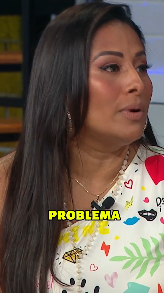 Toñita soltó toda la sopa sobre el narcisista con el que andaba. #MontseYJoe, los martes a las 9:30 p. m. por #Unicable 📺