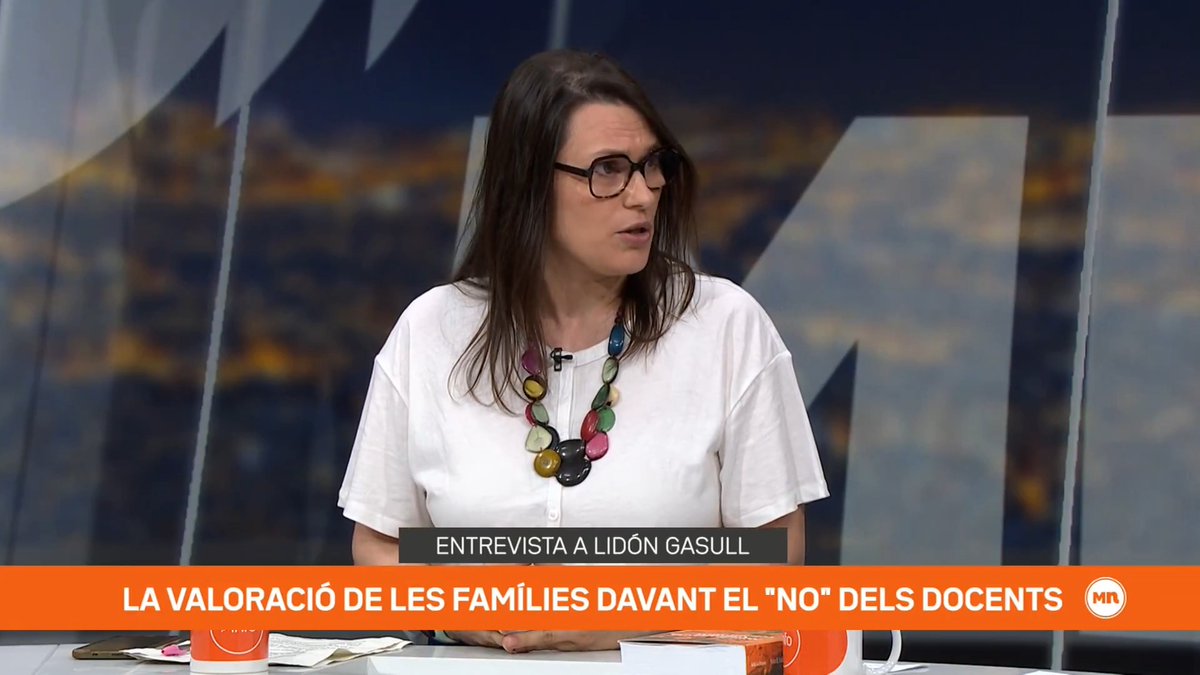 "El sistema educatiu té altres reptes que van més enllà del pressupost en educació pública." Lidón Gasull, de l'Affac, considera un punt d'inflexió el no dels docents al preacord i demana al govern de poder participar en les negociacions #MésNit3Cat