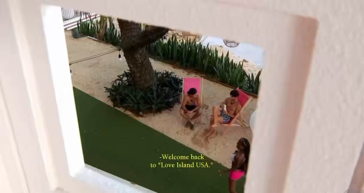 LIKE THATS REALLY HER MAN FUCK THE GOSSIP