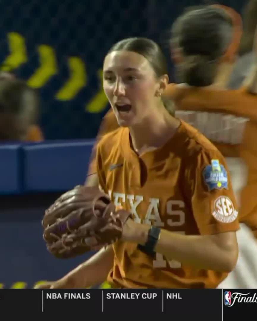 SIT. 'EM. DOWN. 😤 Texas Softball x NCAA Softball /ESPN
