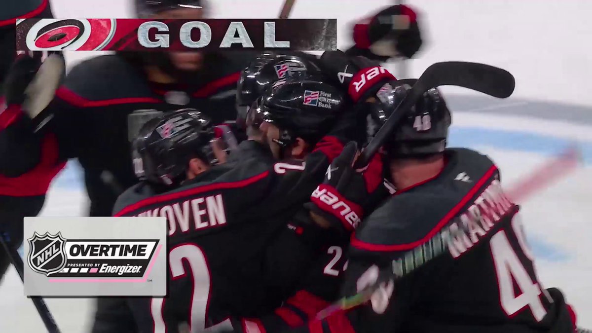 SETH JARVIS SCORES THE WINNER IN @ENERGIZER OVERTIME TO TIE THE SERIES‼️ #StanleyCup