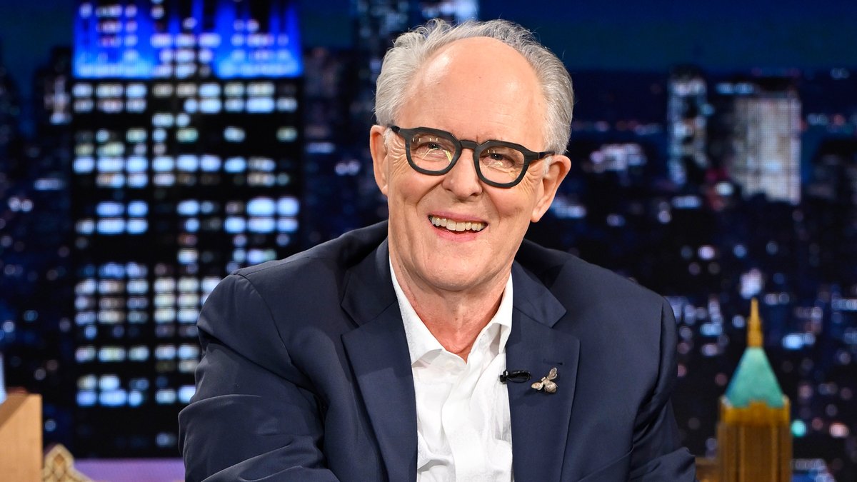 .John Lithgow never made it to any Shrek sequels because Lord Farquaad was eaten by a dragon 🤣 #FallonTonight