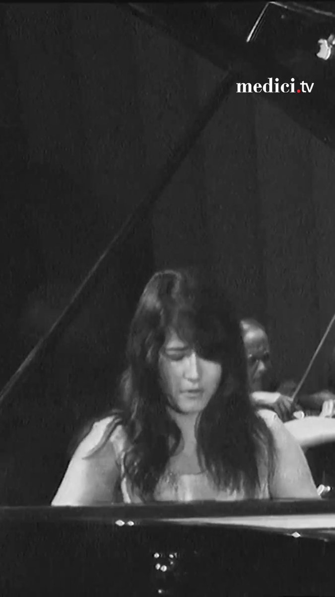 [BIRTHDAY]Today, one of the most admired pianists of our time, Martha Argerich, celebrates her birthday! Let's wish her all the best with this archival footage from 1970. Here, she performs Chopin's Piano Concerto No. 1 with the ORTF Philharmonic Orchestra.