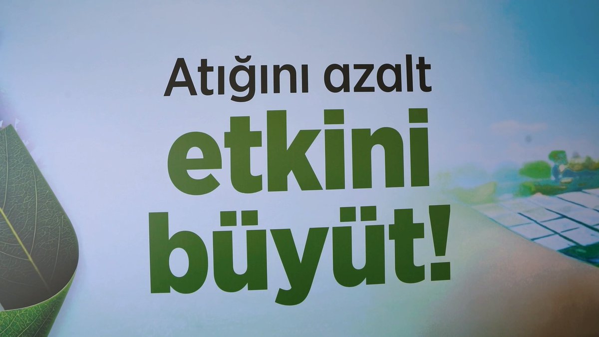 Sıfır Atık Haftası kapsamında sürdürülebilir bankacılık vizyonumuzla geleceğe yatırım yapıyoruz! Çevresel etkimizi azaltmak adına 2025 yılında; · Yaklaşık 1.115 ton kâğıdın geri dönüşümünü sağladık, · 1.668 hizmet noktamız için Sıfır Atık Belgesi temin ettik, · Toplam 64 MW kurulu güce sahip üç güneş enerjisi santralimizi (GES) tam kapasiteyle devreye aldık. Daha yaşanılabilir bir gelecek sıfır atıkla gelecek! #SıfırAtıkHaftası #SıfırAtıkFestivali #ZiraatBankası #BirBankadanDahaFazlası