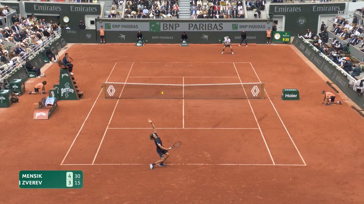 Cette précision de dingue de Jakub Menšík 😱 Même Andre Agassi approuve ce retour ✅ #RolandGarros
