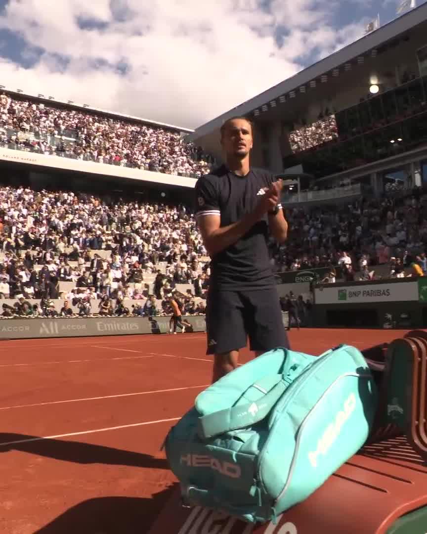 Jakub Mensik’s incredible #RolandGarros run comes to and end 👏 Roland-Garros
