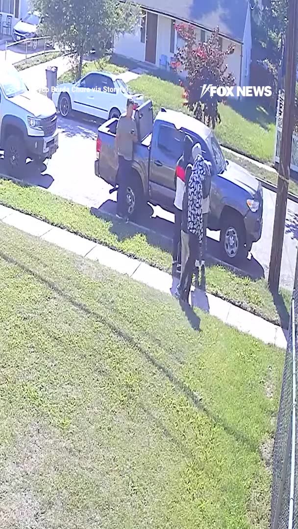 Four teens allegedly tried to rob a former Marine at gunpoint outside his own home. Seconds later, the plan unraveled. Jheyco Borda Chura says he was installing a dashcam in his truck when the group approached and demanded his keys, phone, and belongings. Instead of handing them over, he says he grabbed the perp's gun. Doorbell video captures the chaotic struggle and a shot fired from the gun. Then Borda's father and younger brother sprint into frame to help the veteran. Police say the family held the suspects until officers arrived, and remarkably, no one was injured.