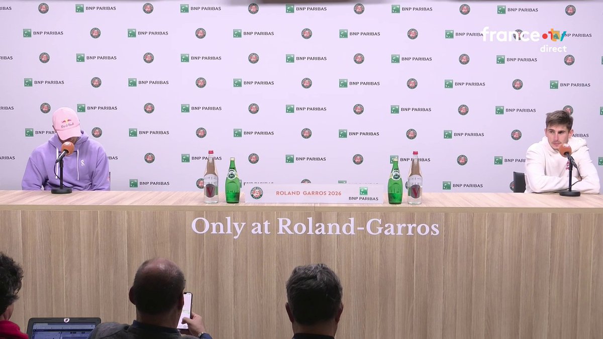 🚨 Matteo Arnaldi 🇮🇹 explique son FORFAIT pour les demi-finales de #RolandGarros L’Italien souffre d’un virus. 🤒 🗣️ « À chaque fois que je me lève, j’ai la tête qui tourne. Si je mange encore quelque chose, ça va mal se passer. »