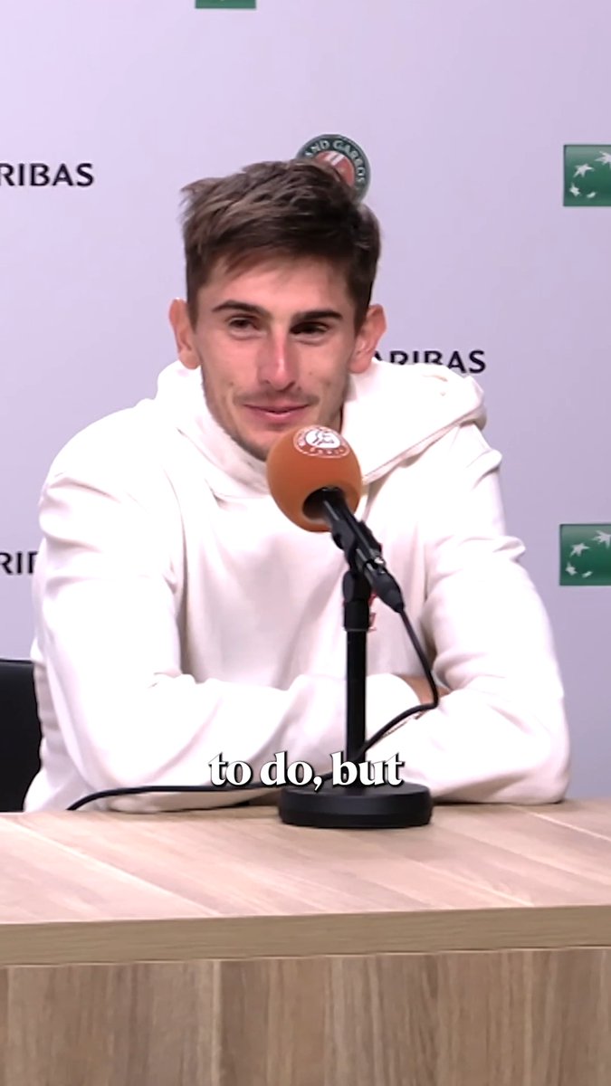 “Having to withdraw from my first Grand Slam semi-final is not something you wish to anybody” Matteo Arnaldi explains why he had to withdraw from the Roland-Garros semi-final 💔