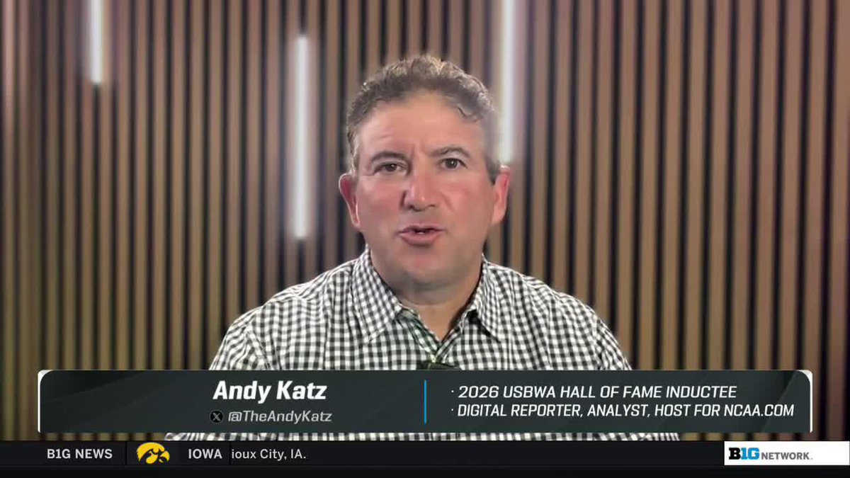 "I think you can make a strong argument that they might have the best backcourt returning in the country." Andy Katz offers his super-early thoughts on reigning national champ Michigan Men's Basketball 👇 #B1GToday