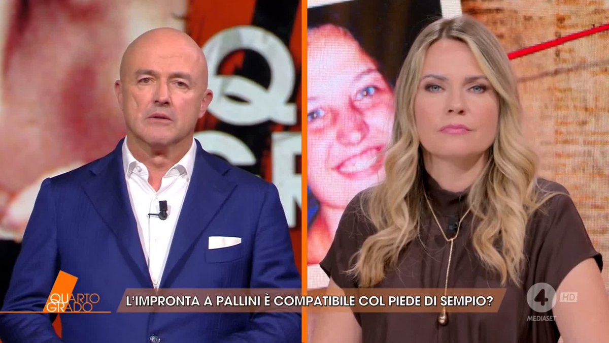 +++ La difesa di Andrea Sempio ha fatto provare al proprio assistito due paia di scarpe Frau, esattamente uguali a quelle dell'epoca, che non risulterebbero compatibili con il piede di Sempio +++ #Quartogrado