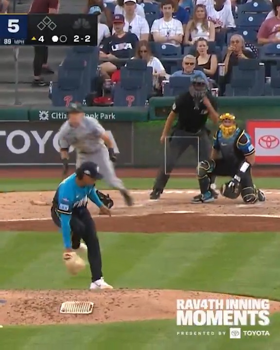 WHAT A PLAY BY LUZARDO! 🤯 Toyota USA x #RingTheBell