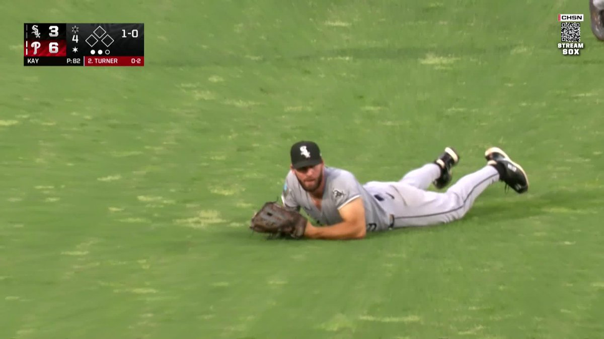 TRISTAN PETERS LAYS OUT FOR THE OUT 😲