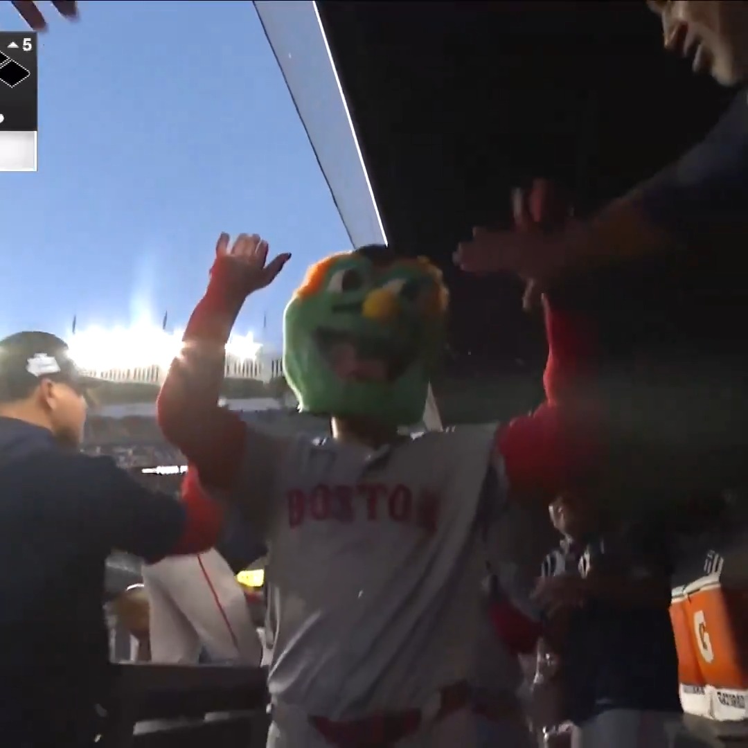 Willy gets to wear the Wally Head!