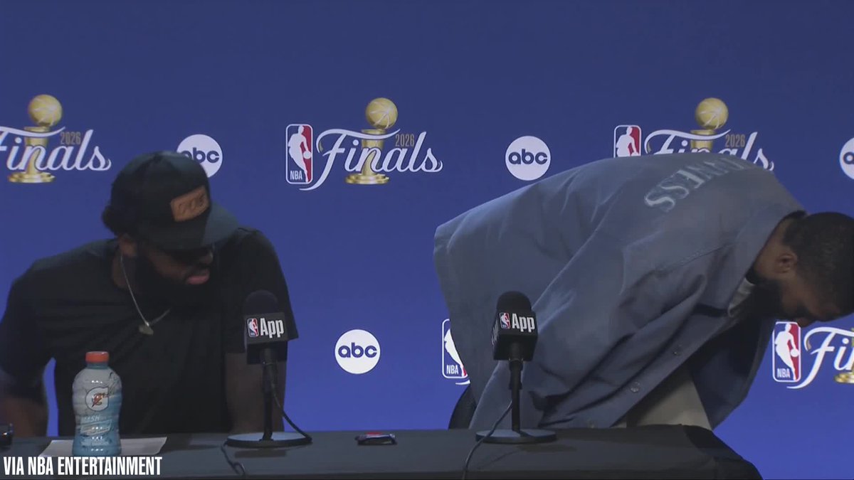"I love my country music. That's all I listen to. Dealing with these guys, they don't listen to it. That's why I got my headphones now. Maybe if they listened to it too they would understand, but they're silly" 😂 - Mitchell Robinson