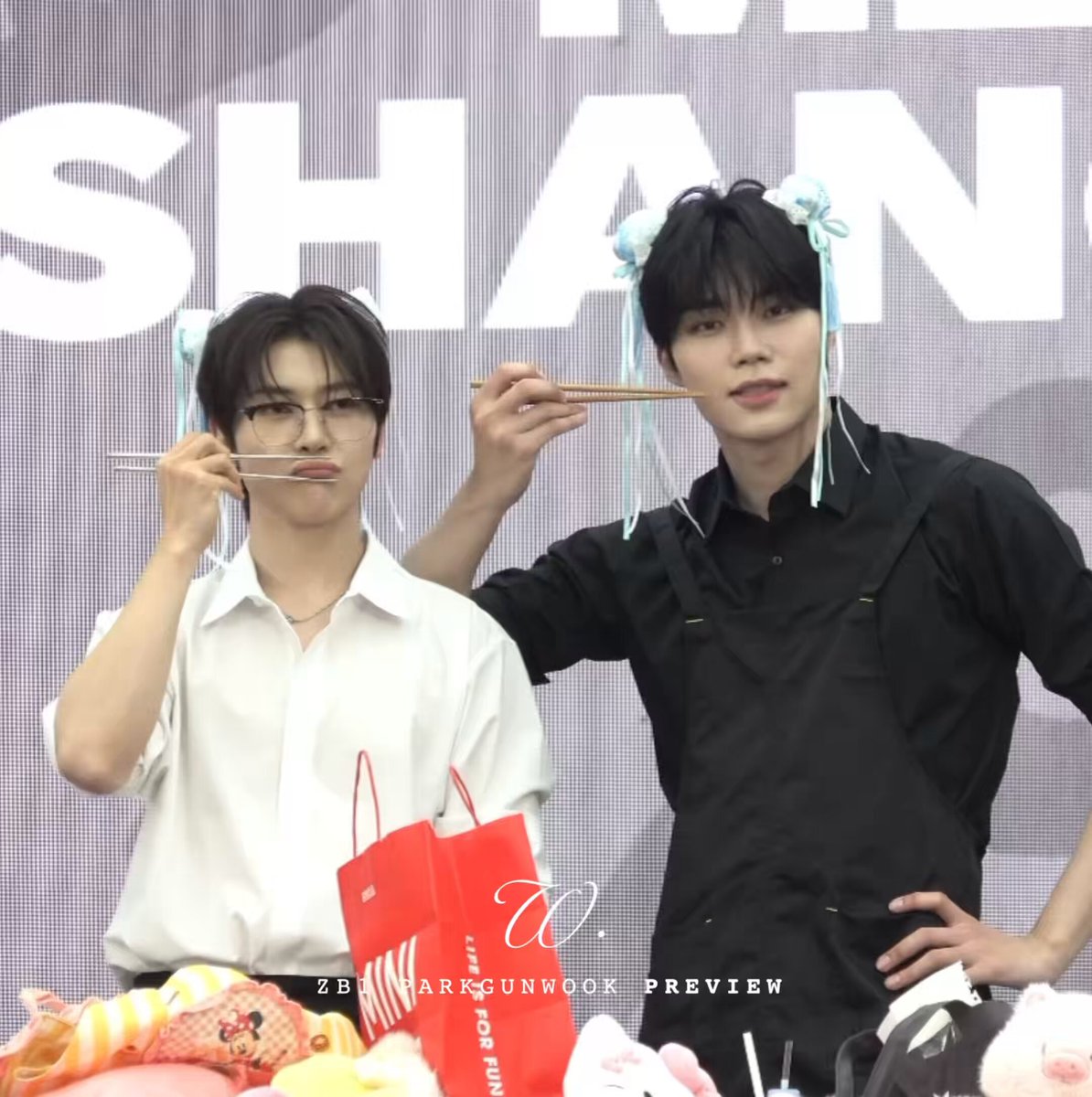 260606 🥟🥟 #박건욱 #PARKGUNWOOK #パクゴヌク #제로베이스원 #ZEROBASEONE #ZB1