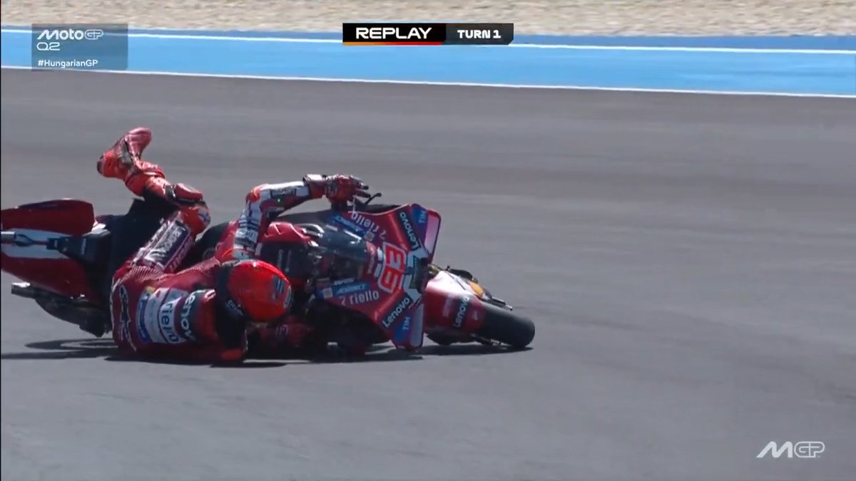 Another look at Marc Márquez's crash 👀 #HungarianGP 🇭🇺